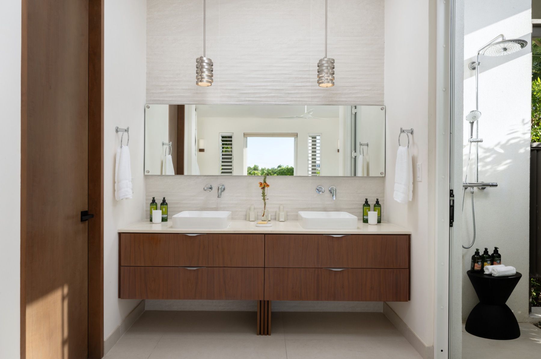 Ensuite